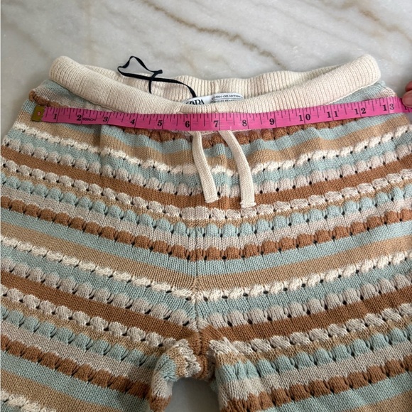 Zara Knit Pants with Cream and Brown Accents - Picture 2 of 7